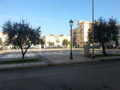 Piazza Paradiso arrivando da via Colletta